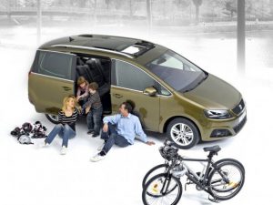 2011-Seat-Alhambra-beautiful-body-588x441