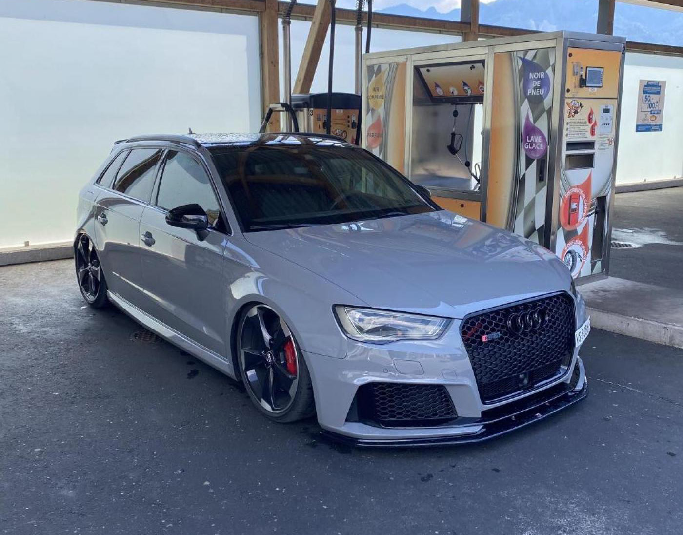Location Audi RS3 à Monthey