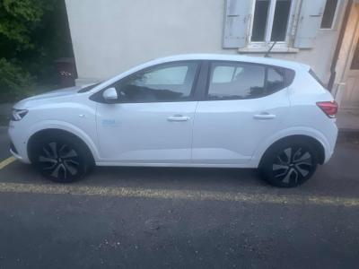 Dacia Sandero-NE