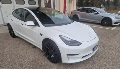 Tesla Model 3 Performance