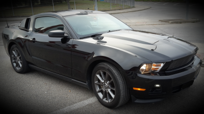 FORD Mustang Premium
