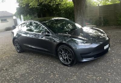Tesla 3
