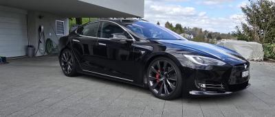 Tesla model s P100D