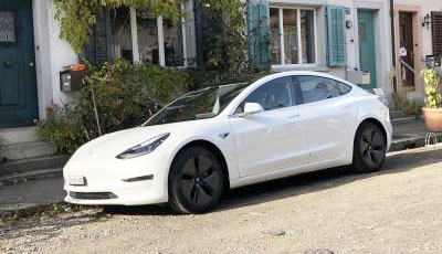 Tesla 3 long range AWD