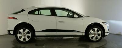 Jaguar Elektro Fahrzeug i-Pace mit 475 km Reichweite und 400 PS