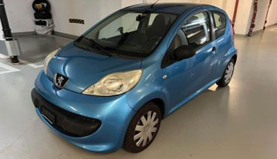 Peugeot 107  1.0i