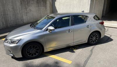 Lexus CT 200h