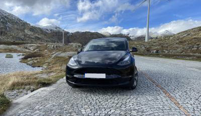 Tesla Model Y Long Range